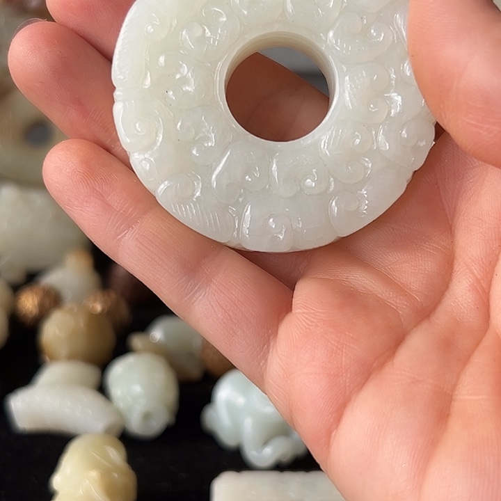 平***淡和田玉（糖玉）未镶嵌颈饰哈哈哈哈哈哈哈哈哈哈哈