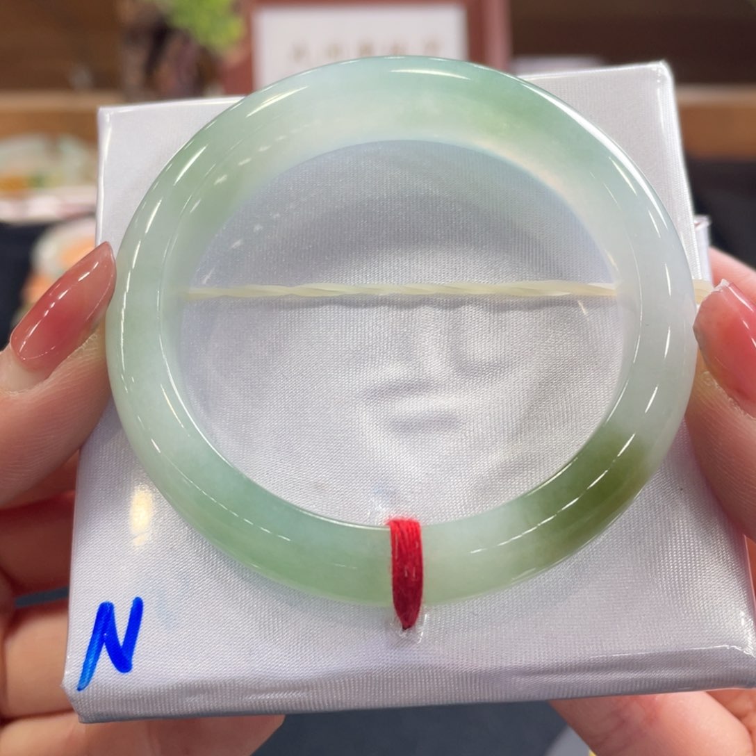 翡翠手镯未镶嵌51天然Ａ货