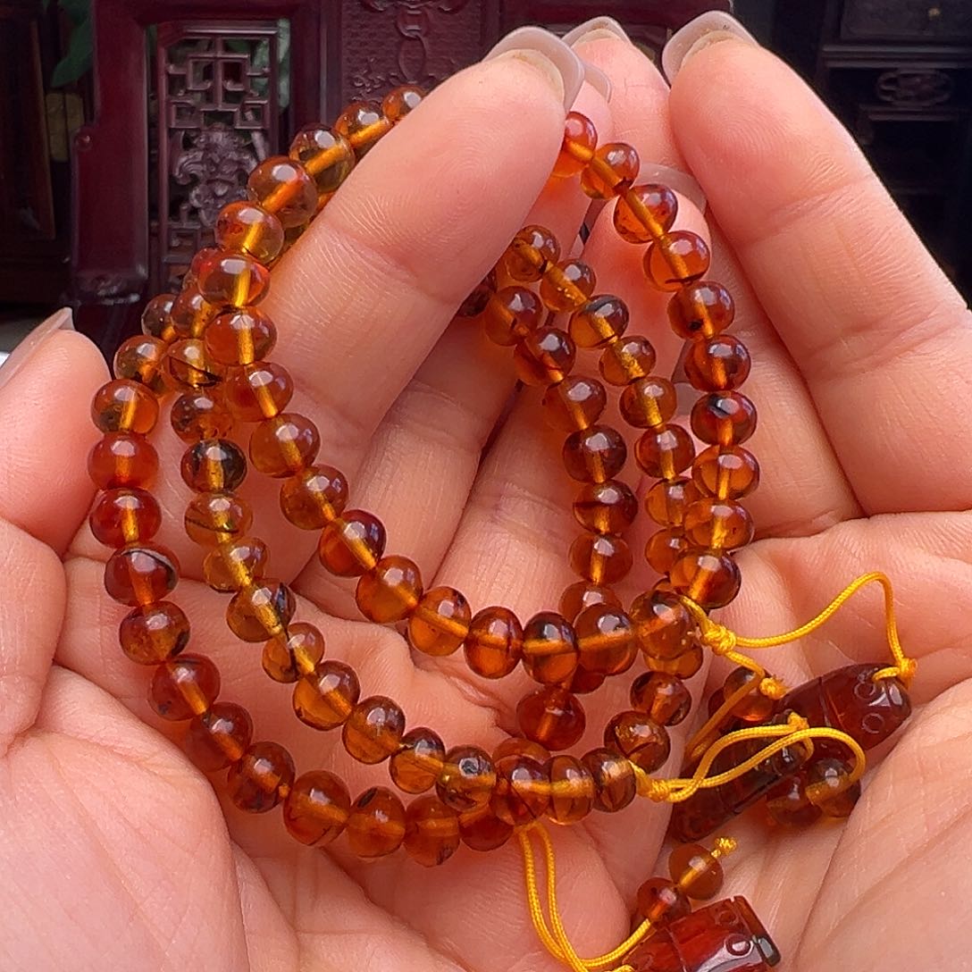 琥珀裸石未镶嵌抚顺琥珀30563多样性发其一