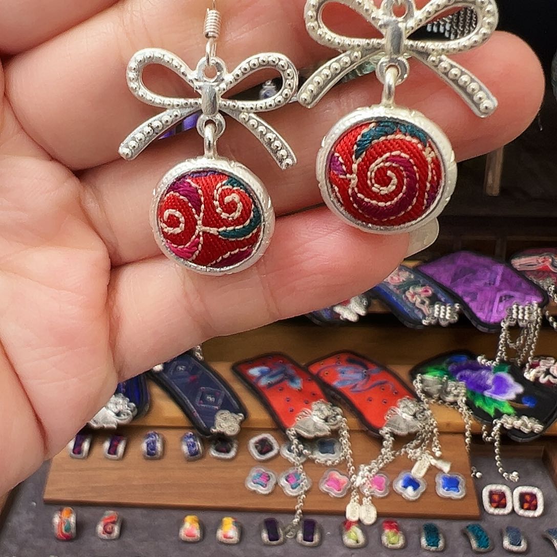 织绣手工刺绣工艺品