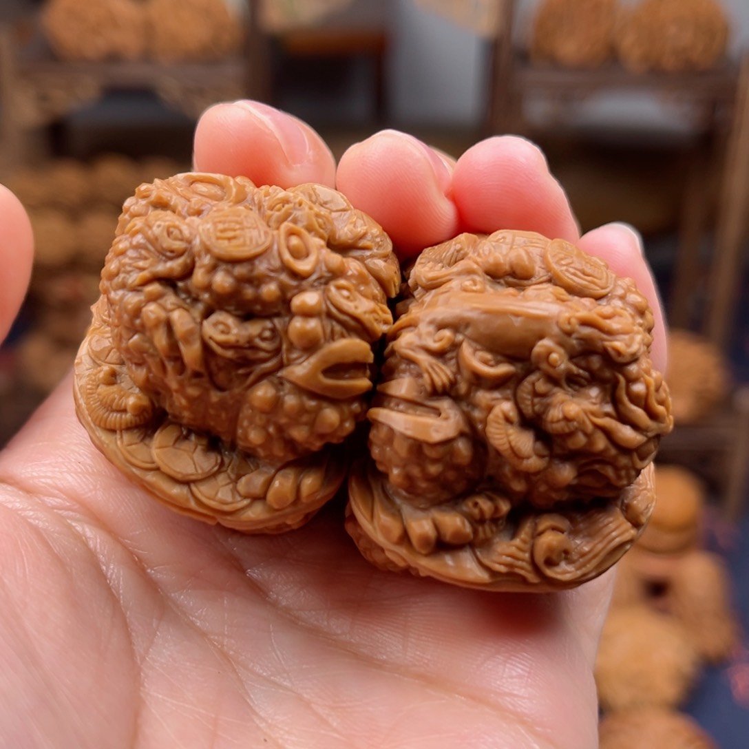 核桃把件半*.11111111111111