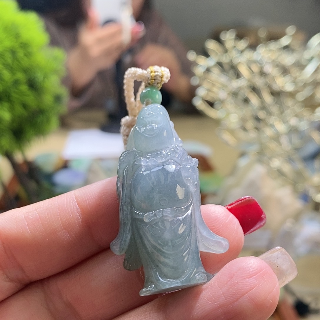 【闪购商品】翡翠颈饰未镶嵌佛