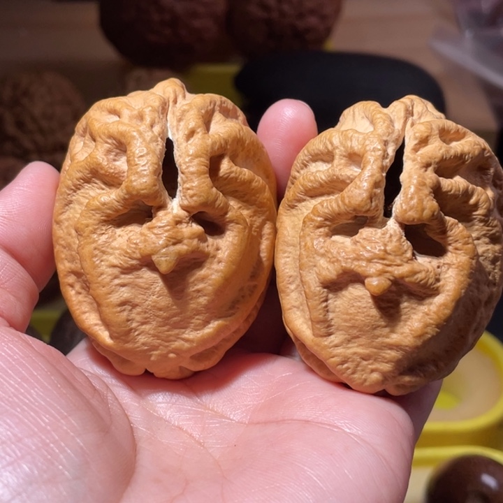 桃核把件鬼脸乾坤核