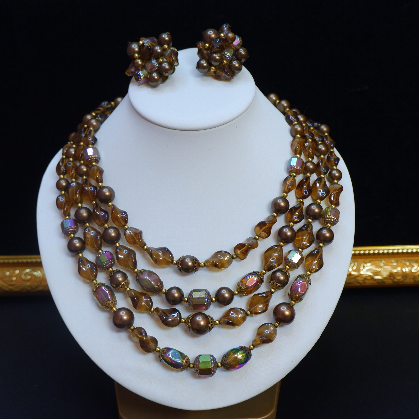 合金项链 Trifari 翠法丽皇冠打标中古琉璃耳夹项链锁骨链