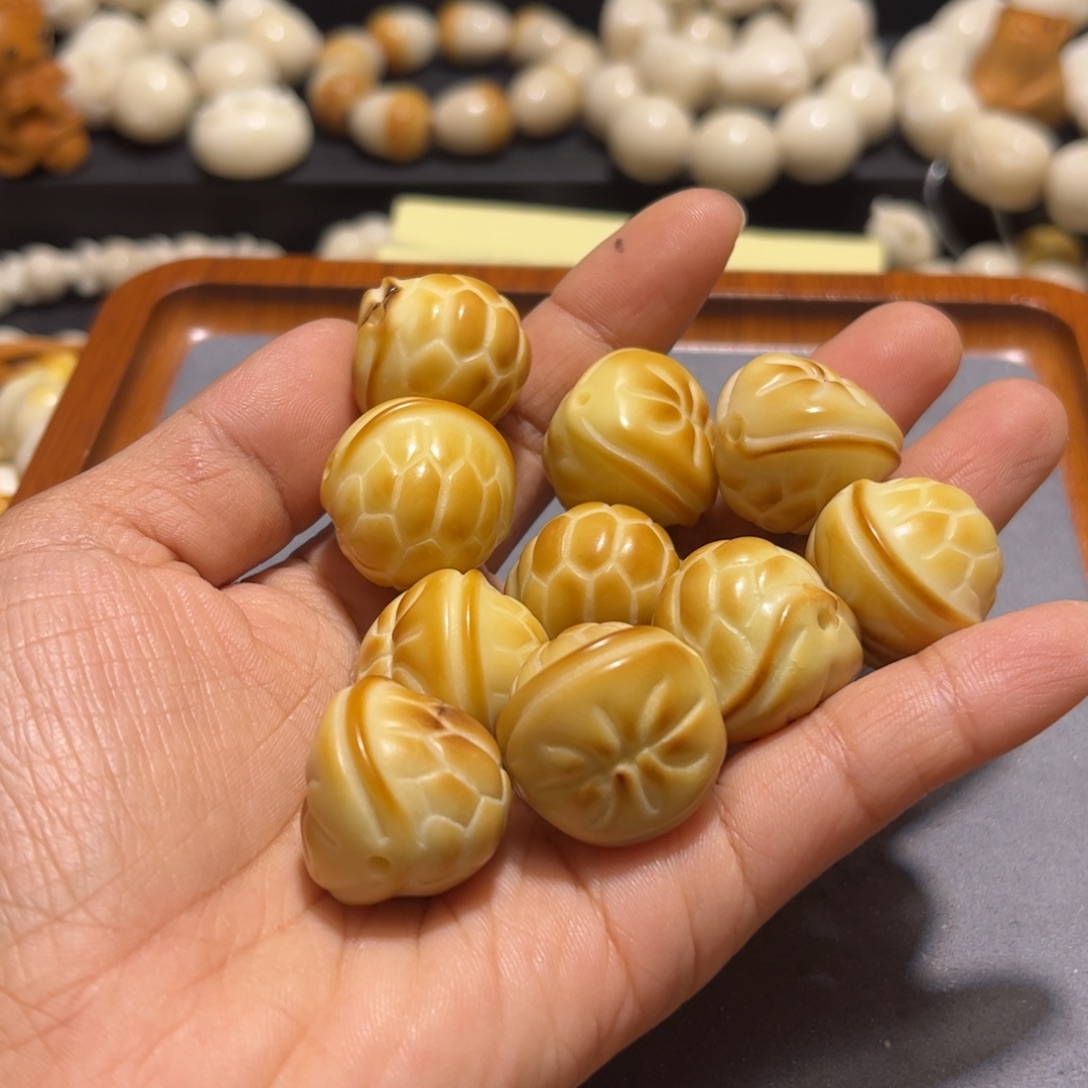 菩提根/象牙果吊坠大瑕疵10个