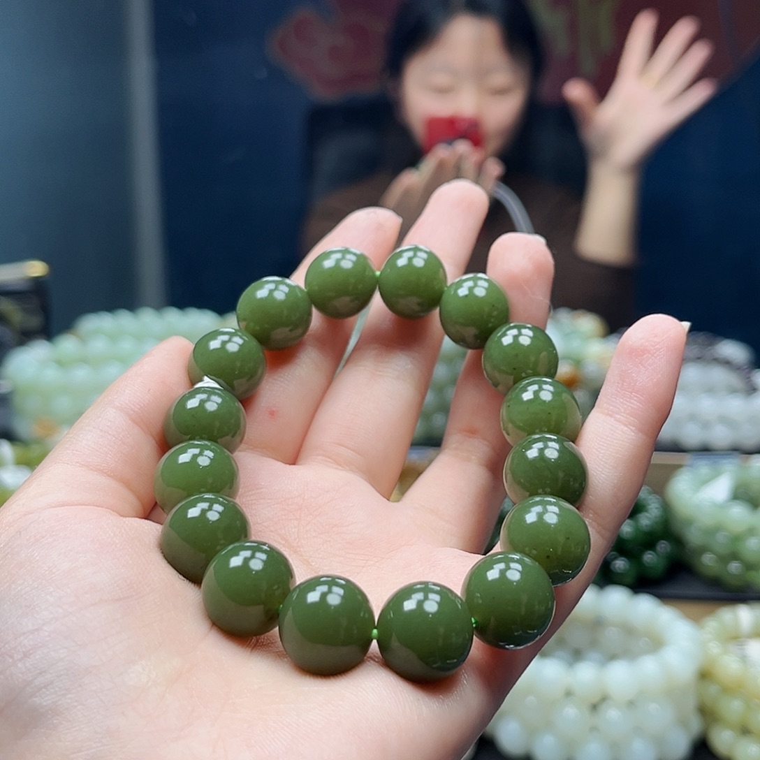 和田玉未镶嵌手链