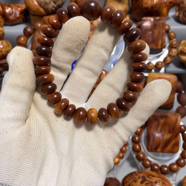 茶***光柏木太行崖柏极品高陈华香料黑油，手工算牌珠