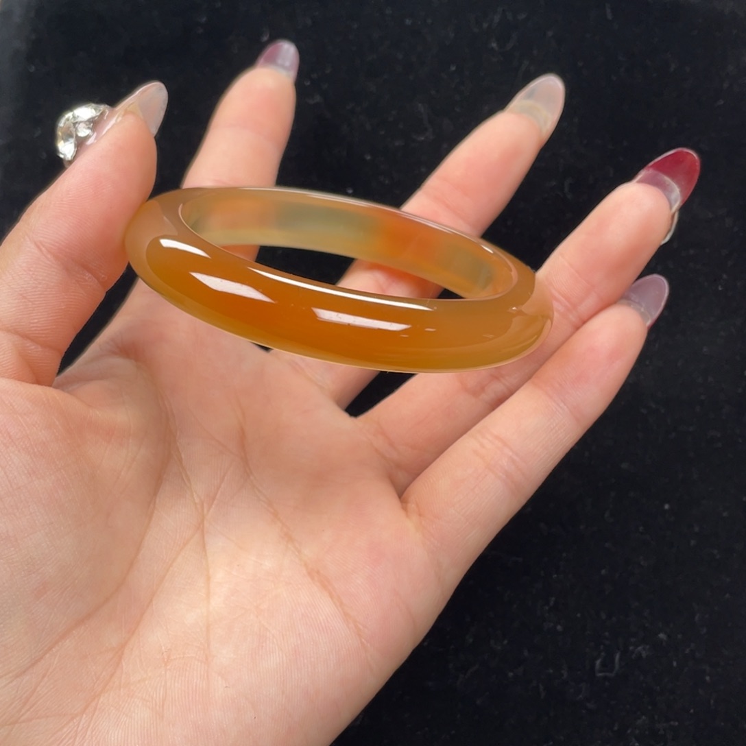 玛瑙/玉髓手镯未镶嵌