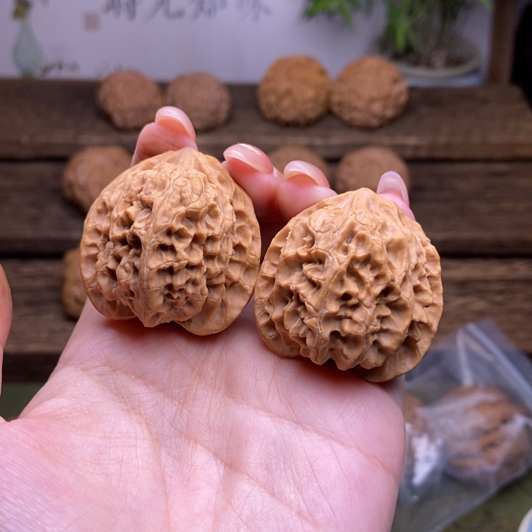 文玩核桃把件全品35尺桃心桩苹果园