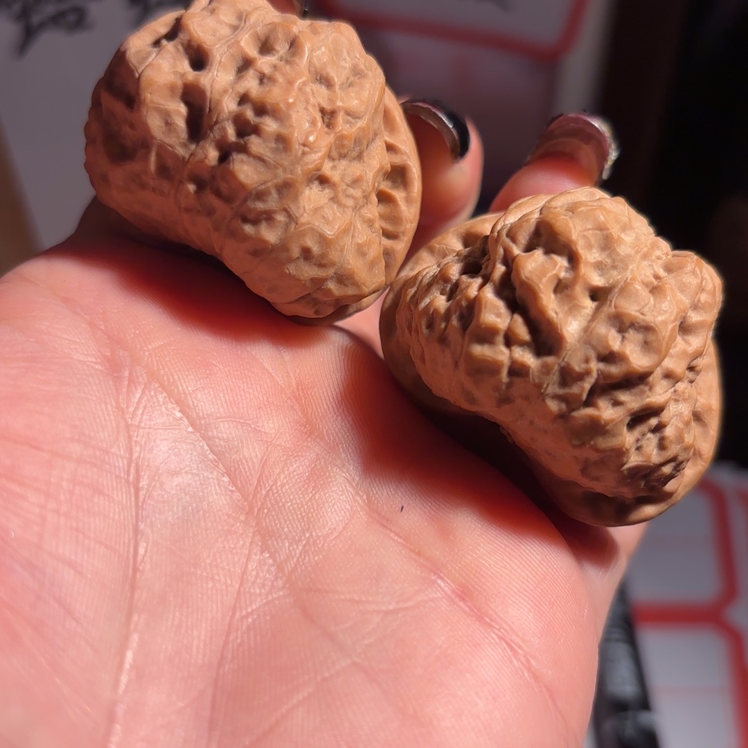 大***叔核桃40肚尺40边全品蜡皮蛤蟆