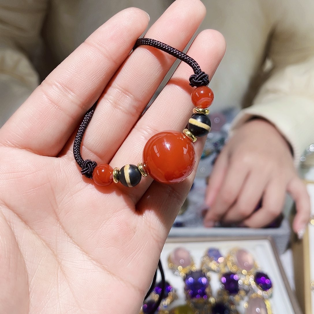 玛瑙/玉髓颈饰未镶嵌天然