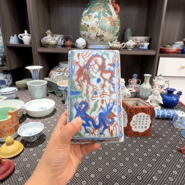 盖碗五彩砚苔龙纹