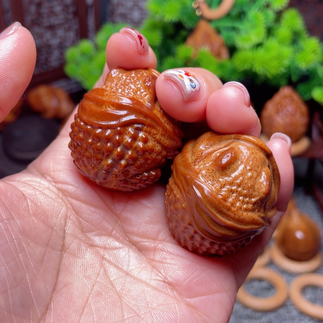 【闪购商品】橄榄核手串/手链35左右大嘴娃手球