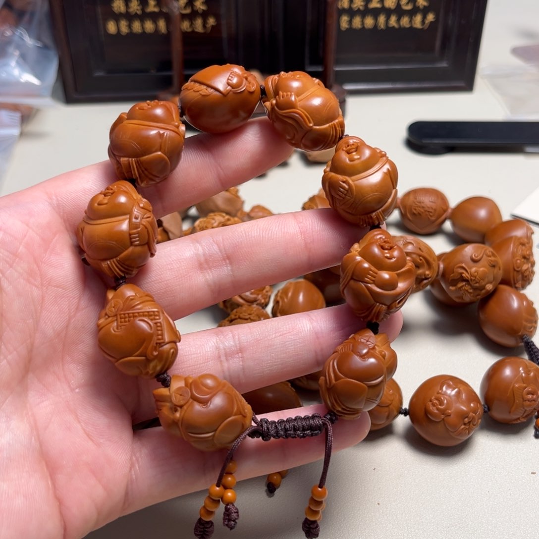 橄榄核吊坠森**王铁核财神