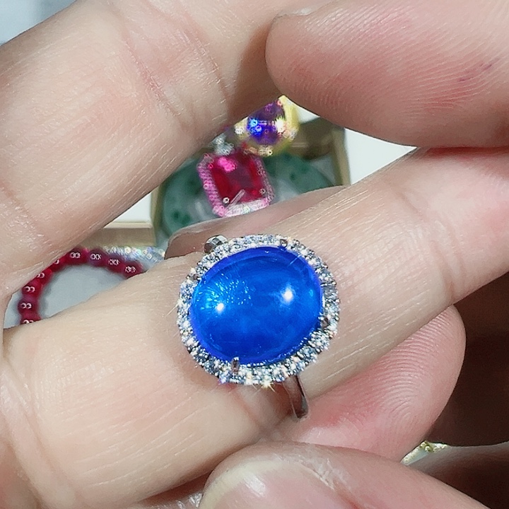 红宝石颈饰未镶嵌