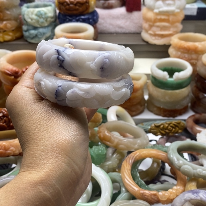 夢***影查罗石未镶嵌手镯