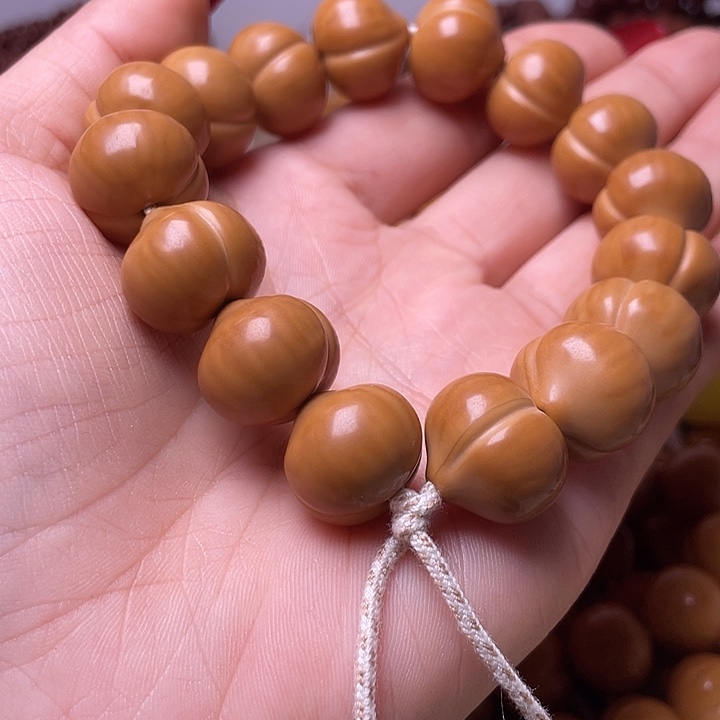 猴头核桃手串一物17镜面柯基屁桃手持