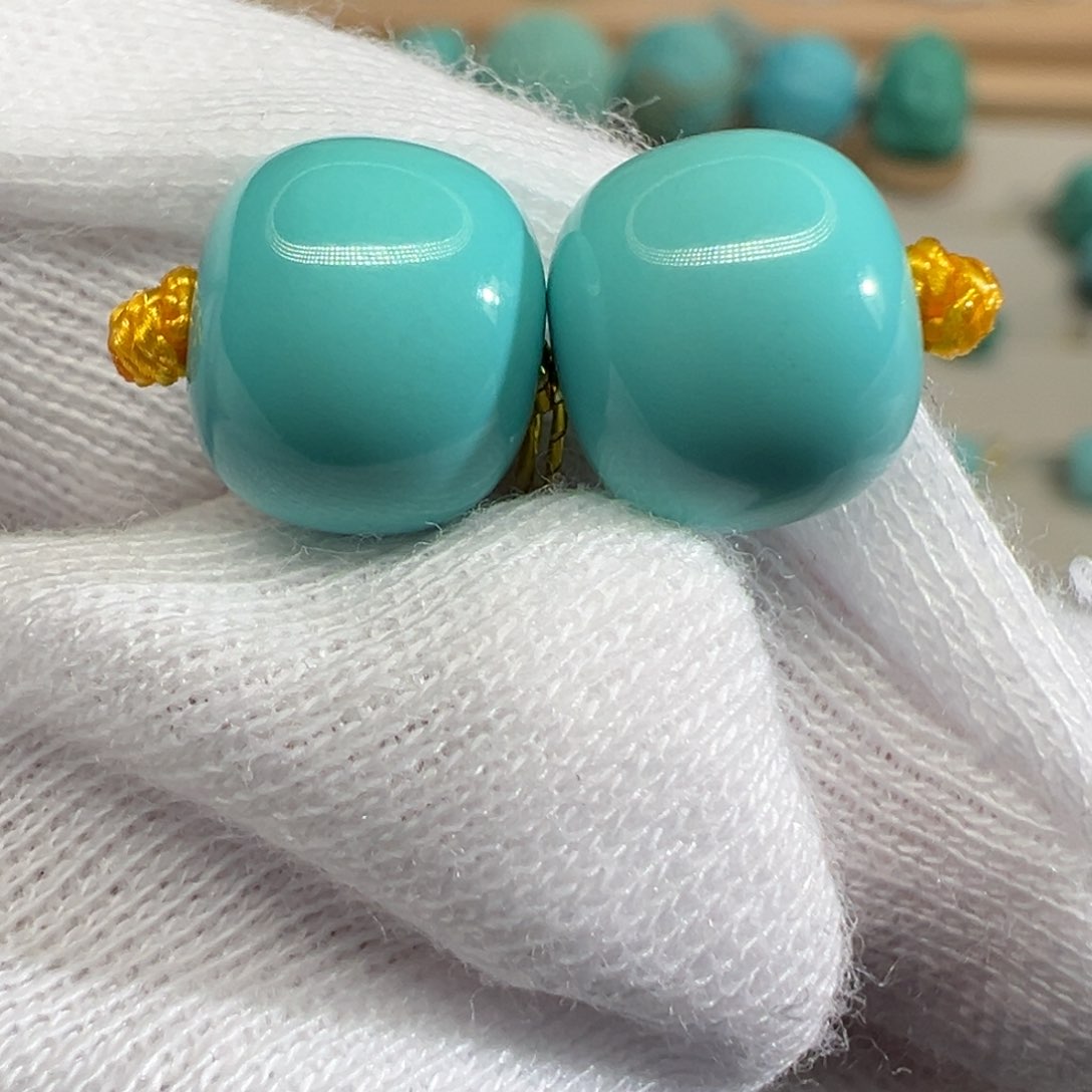 绿松石配饰未镶嵌