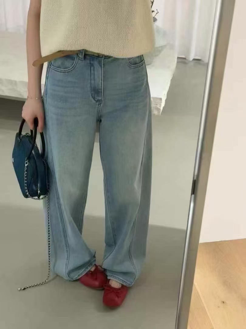 牛仔裤，一条一拍