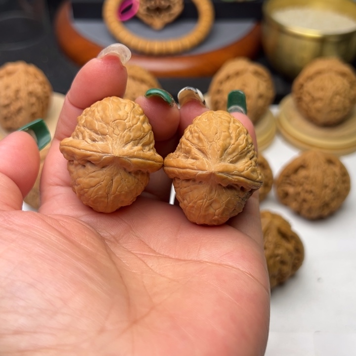 文玩核桃把件芳芳36舍利子全品