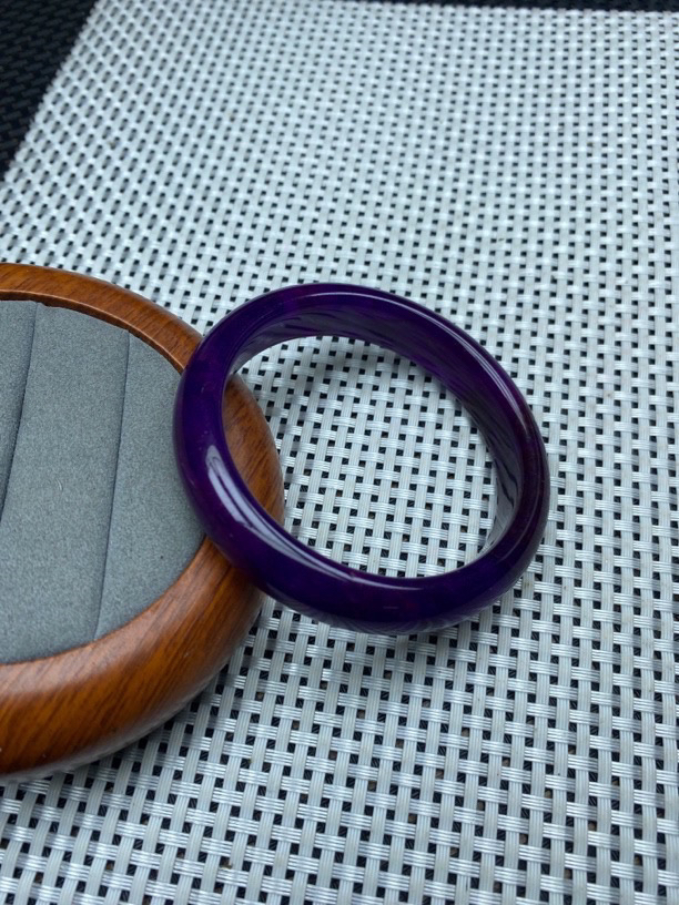 玉化紫舒宽版手镯百搭011