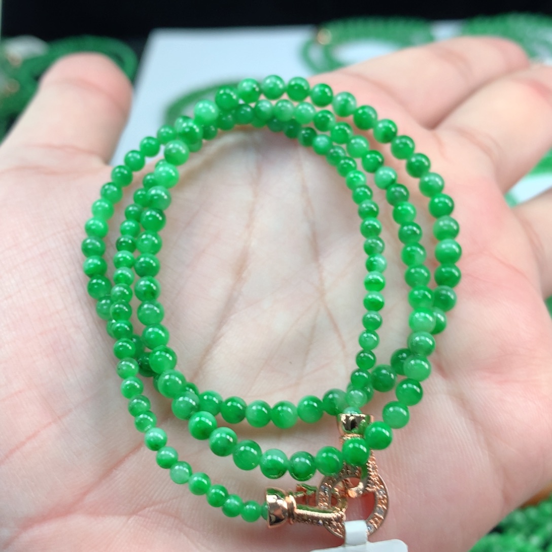 翡翠手链未镶嵌翡翠