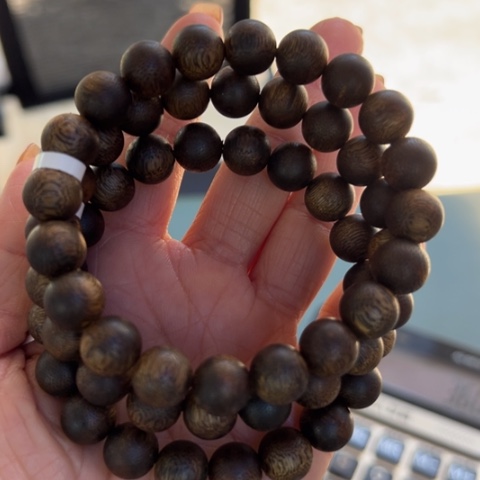 沉香手串红土乌身沉水浮9克卡1.0多样性发1条