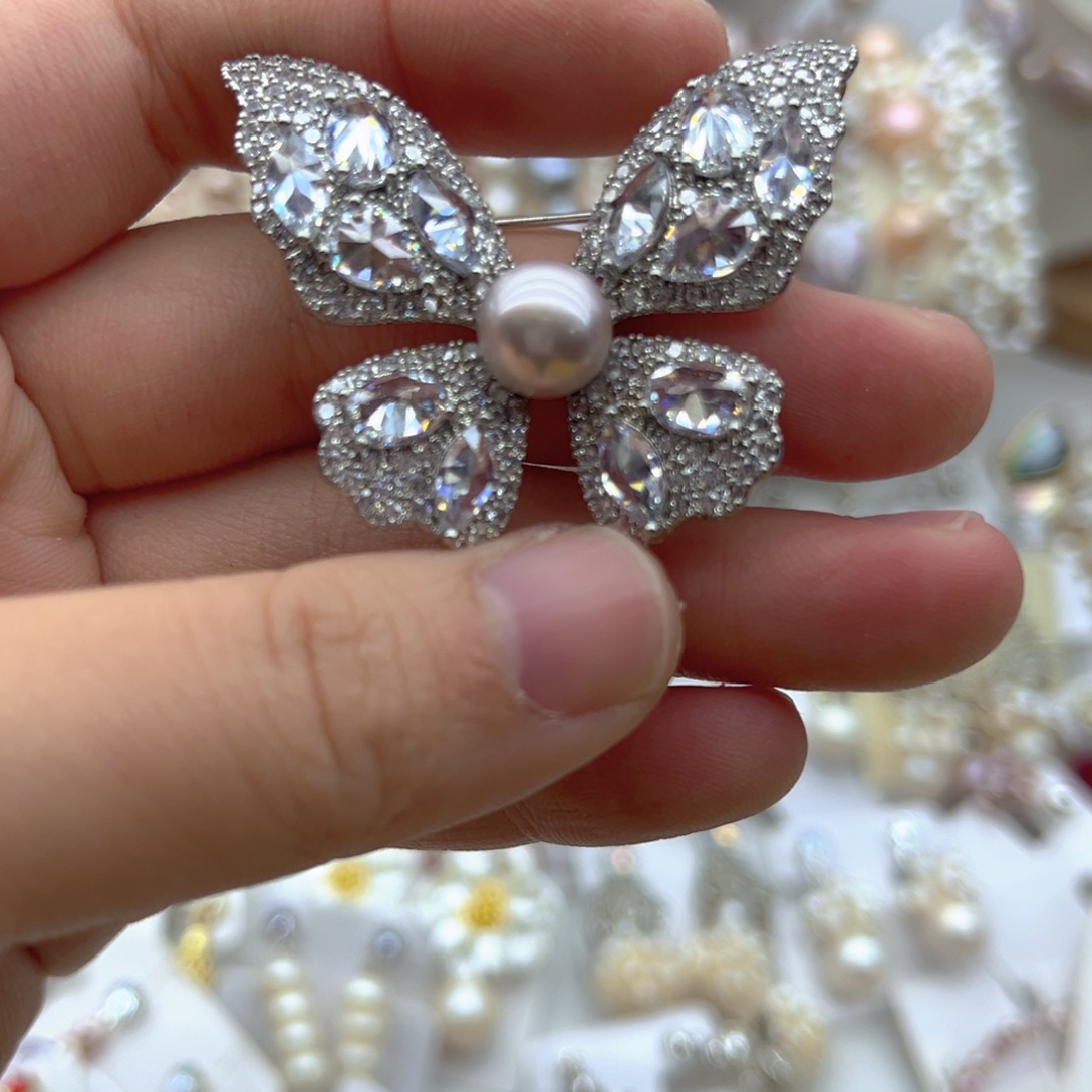 颈饰未镶嵌淡水珍珠