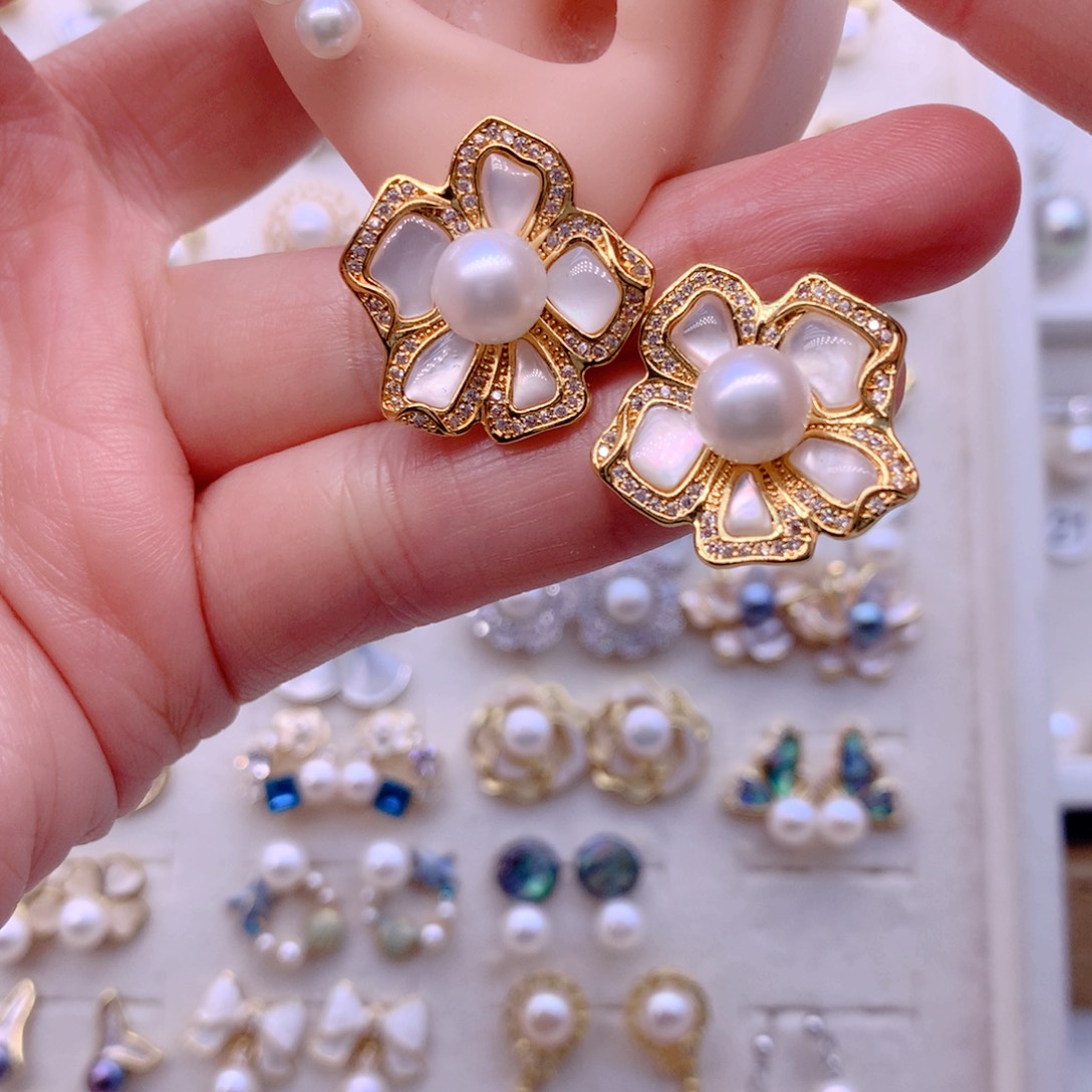 合金淡水珍珠耳饰