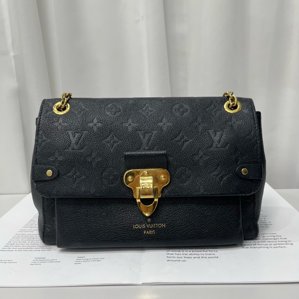 95新 LouisVuitton/路易威登 Vavin中号 黑金链条锁扣包芯片款