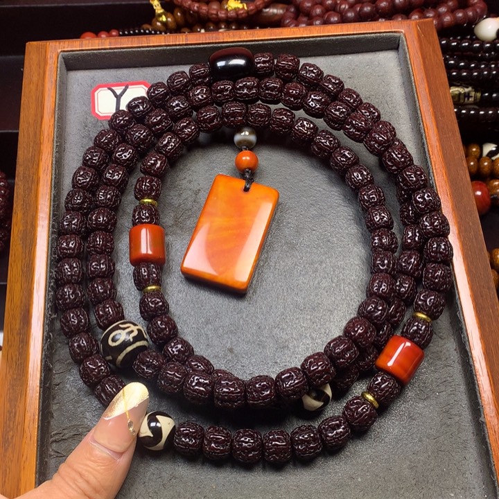 吴***生吊坠星月菩提菩提