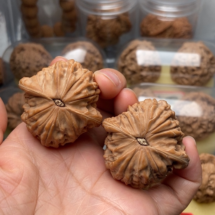 文玩核桃把件洛*凡磨盘