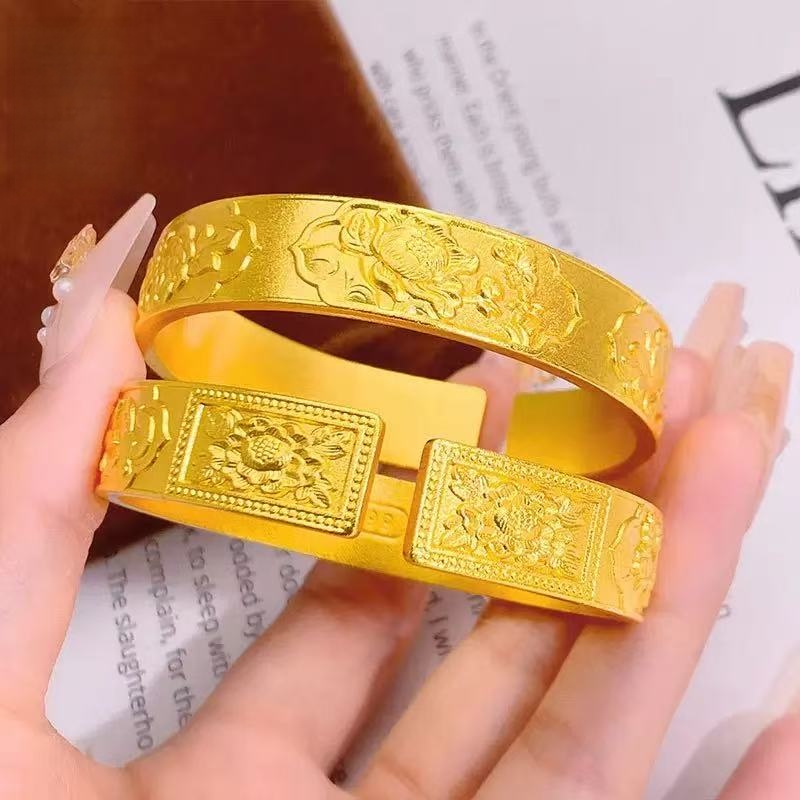 铜合金手镯 12m开口梅花手镯女款百搭经典时尚气质