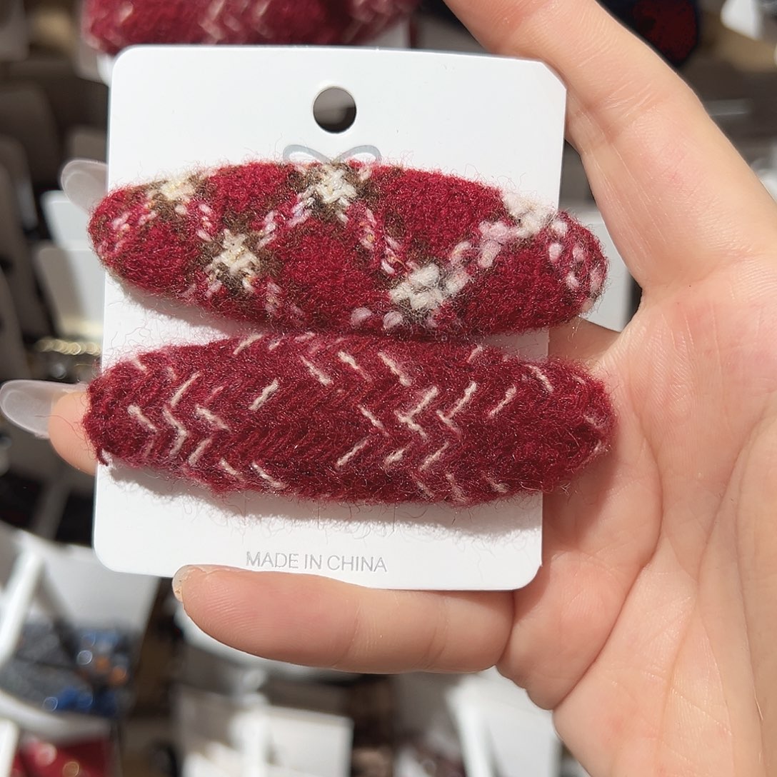 非金属红色格子掰掰夹