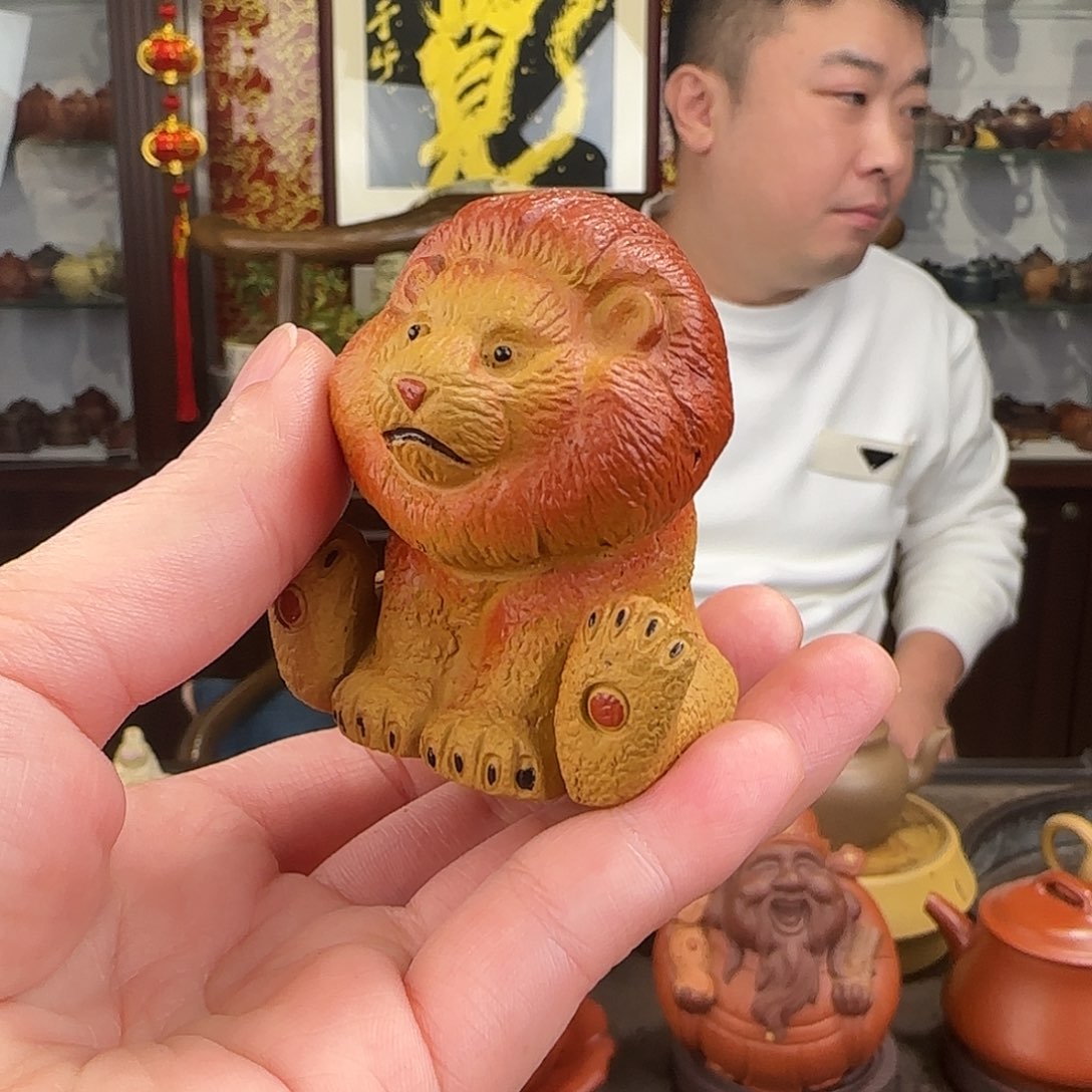 紫砂茶壶狮子段泥