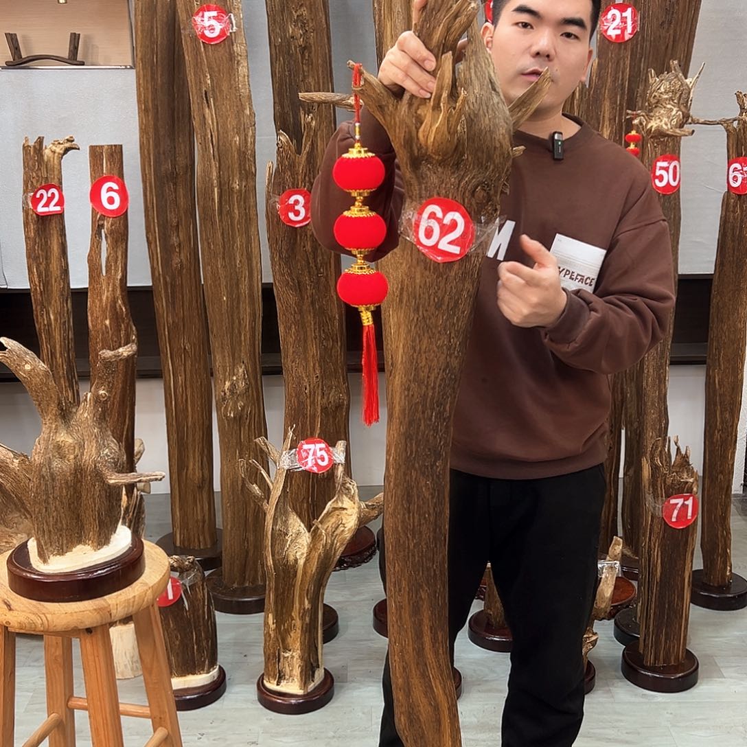 沉香摆件浅*沉香摆件