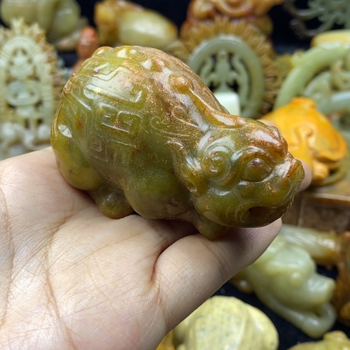 蛇纹石玉颈饰未镶嵌56