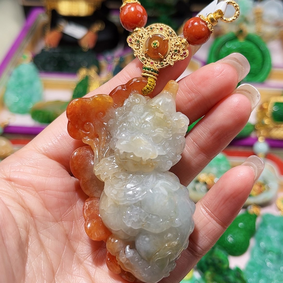 【闪购商品】翡翠吊坠(不含链)未镶嵌福利