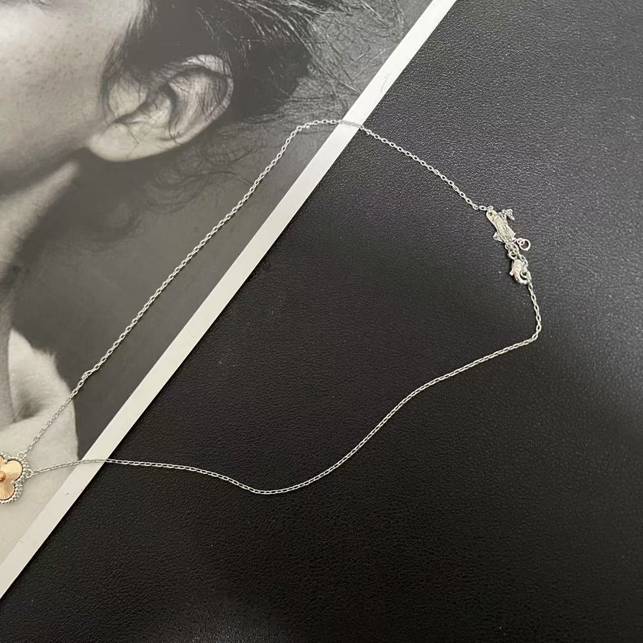 铜合金项链 四叶细项链