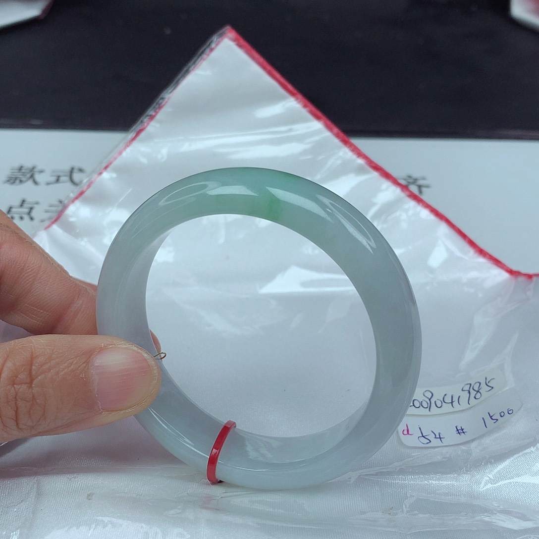 翡翠手镯未镶嵌54圈1985