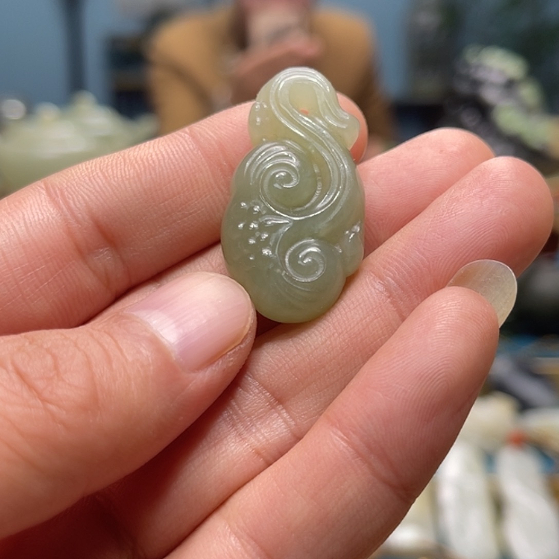 和田玉未镶嵌挂件