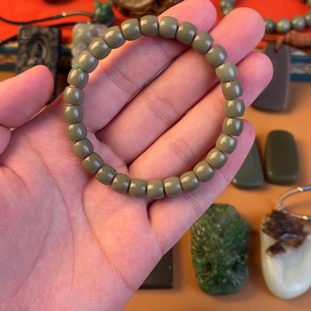 和田玉手链未镶嵌