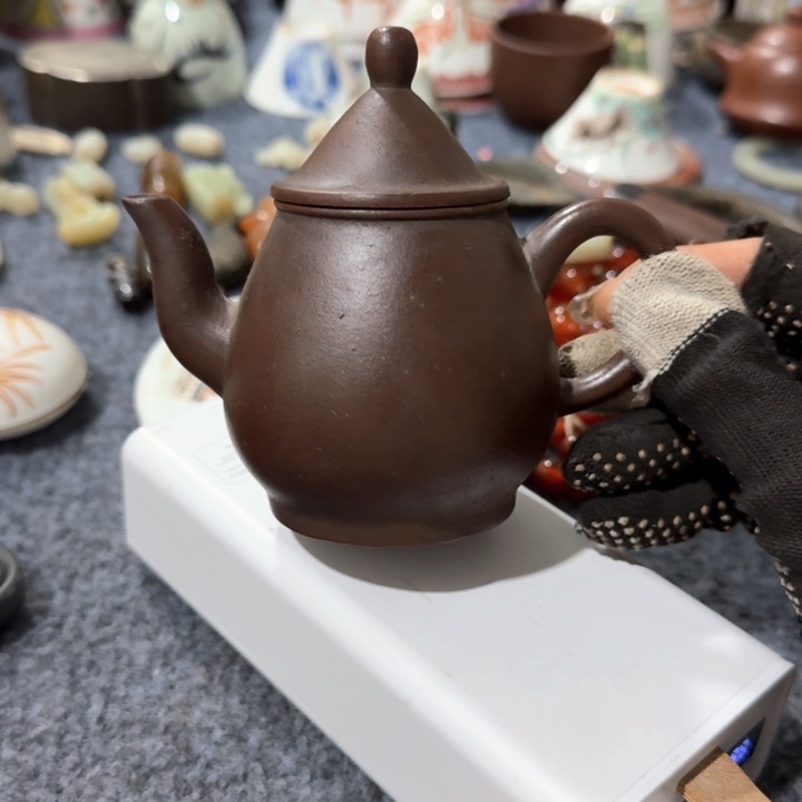 紫砂茶杯粤****》茶杯，，，，，，，，，，。。