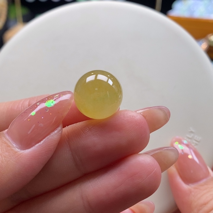 翡翠吊坠(不含链)未镶嵌翡翠高冰黄翡珠