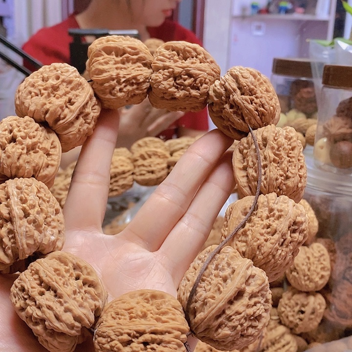 【闪购商品】文玩核桃把件36平谷凹底手持