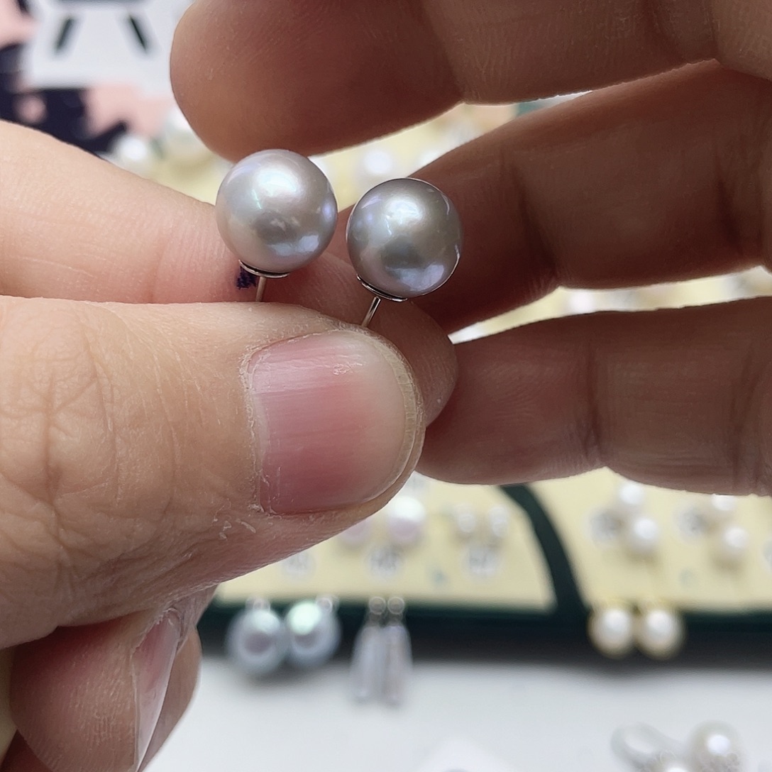 两***咪银S925镶嵌耳饰淡水珍珠