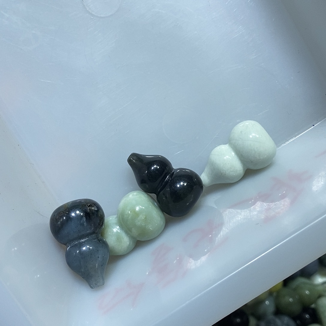 合金蛇纹石玉车挂灯***❁408