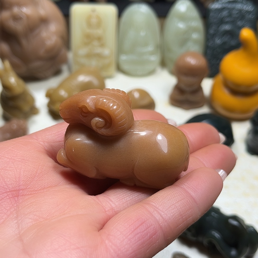 白玉菩提吊坠白玉菩提吊坠