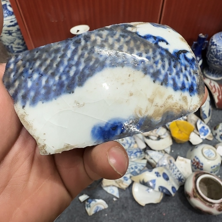 摆件二****人陶瓷青花瓷片标本