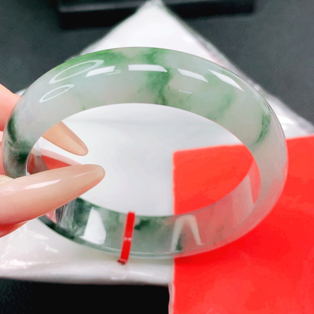 翡翠未镶嵌手镯59